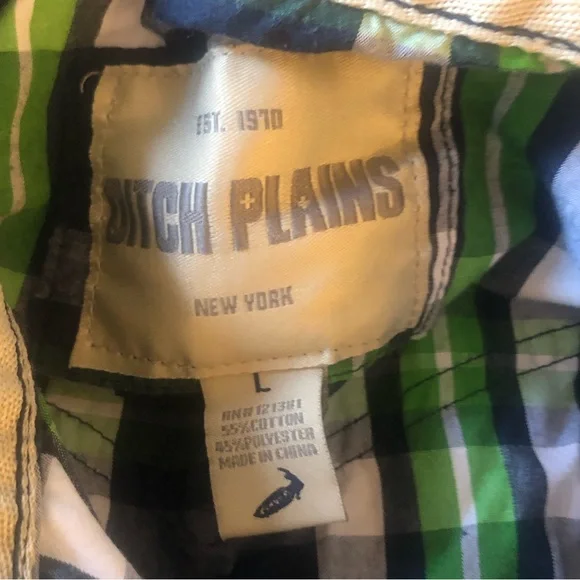 Ditch Plains Green & Blue Plaid Button Down Shirt size Large - Picture 8 of 9